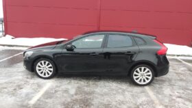 2014 VOLVO V40