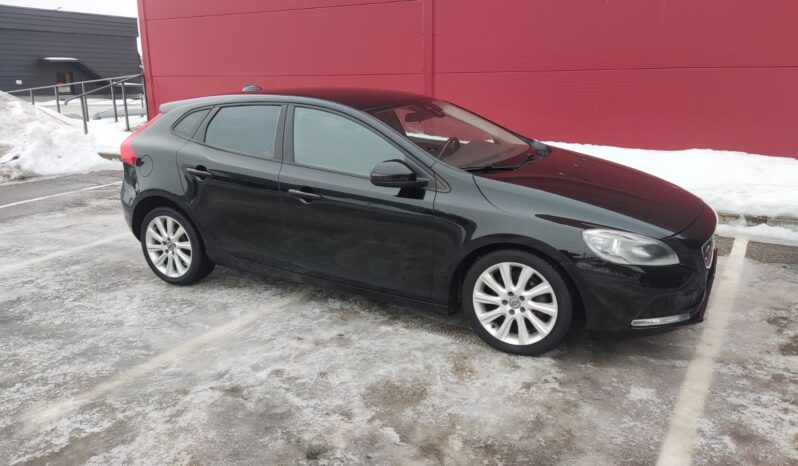 
								2014 VOLVO V40 pilnas									