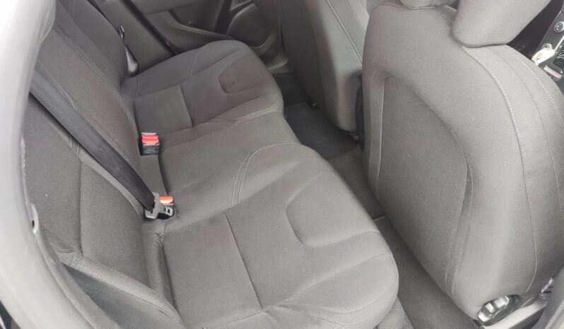 
								2014 VOLVO V40 pilnas									