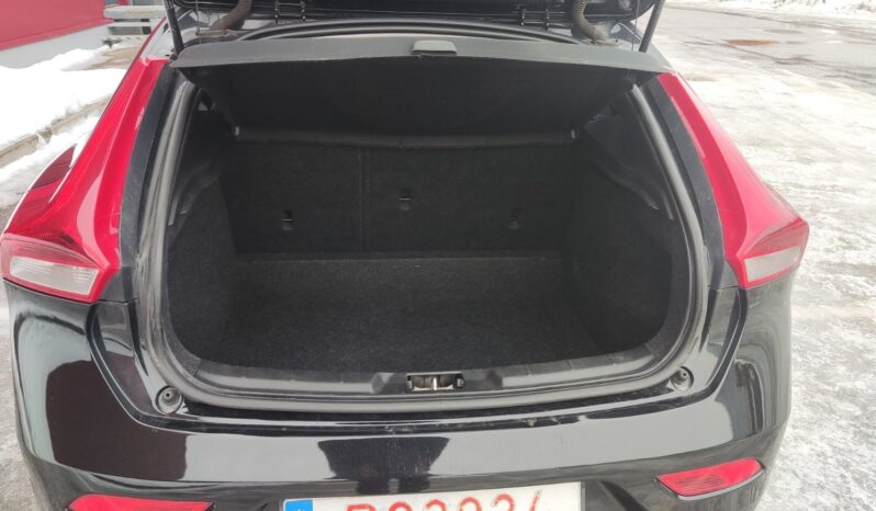 
								2014 VOLVO V40 pilnas									