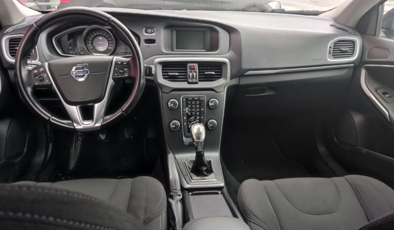 
								2014 VOLVO V40 pilnas									