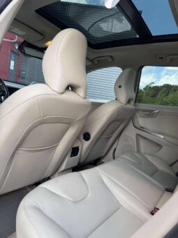 
										2015 VOLVO XC60 pilnas									