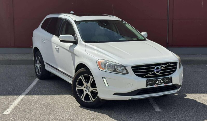 
								2015 VOLVO XC60 pilnas									