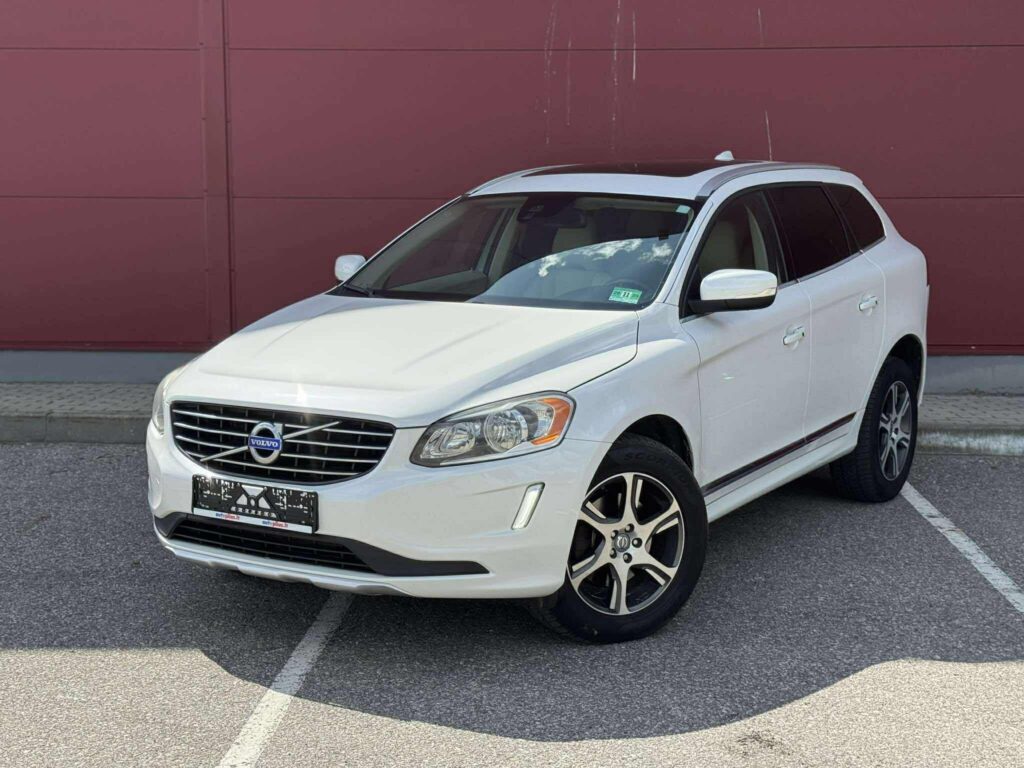 2015 VOLVO XC60
