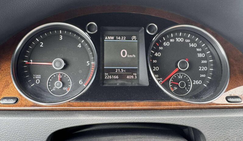 
								2012 VOLKSWAGEN PASSAT pilnas									