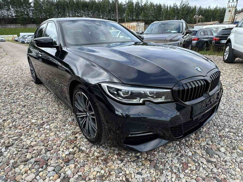 BMW 320 2019