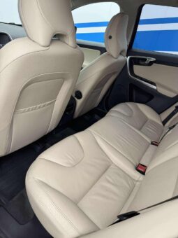 
										2013 VOLVO XC60 pilnas									