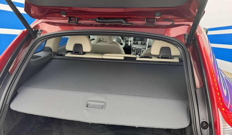 
								2013 VOLVO XC60 pilnas									