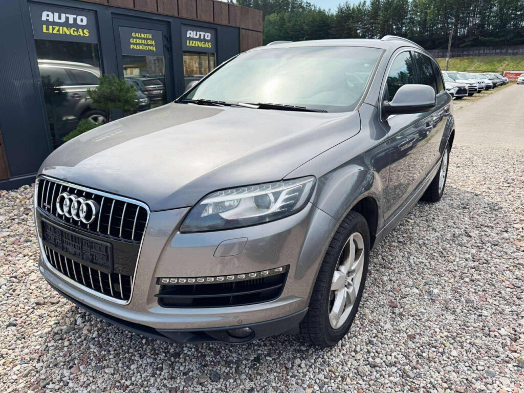 2010 AUDI Q7
