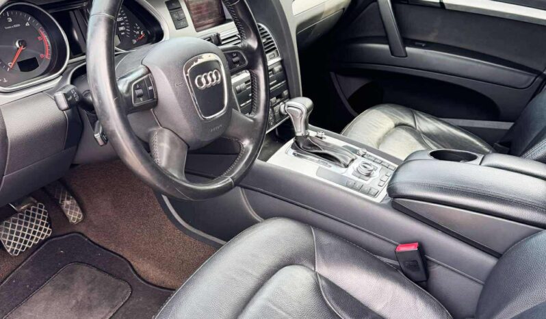 
								2010 AUDI Q7 pilnas									