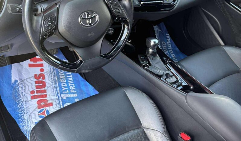 
								2018 TOYOTA C-HR pilnas									