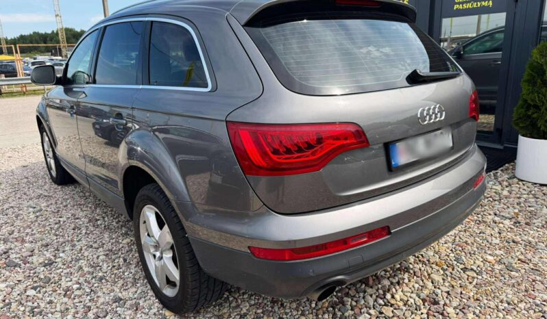 
								2010 AUDI Q7 pilnas									