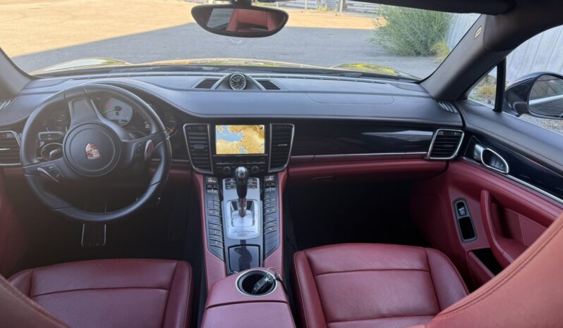 
								2015 PORSCHE PANAMERA pilnas									