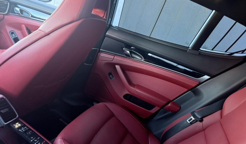 
								2015 PORSCHE PANAMERA pilnas									