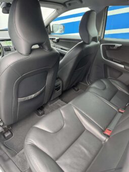 
										2016 VOLVO XC60 pilnas									