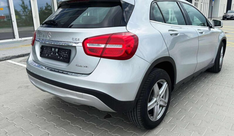 
								2015 MERCEDES BENZ GLA 220 pilnas									