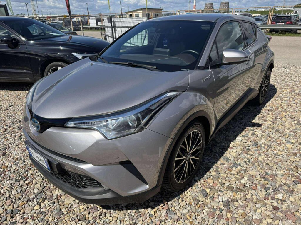 2018 TOYOTA CH-R