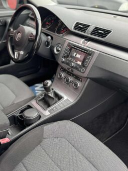 
										2013 VOLKSWAGEN PASSAT pilnas									