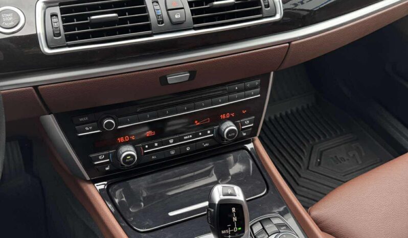 
								2011 BMW 530GT pilnas									