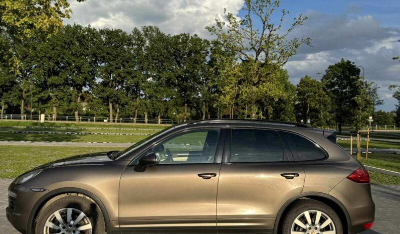 
								2013 PORSCHE CAYENNE pilnas									