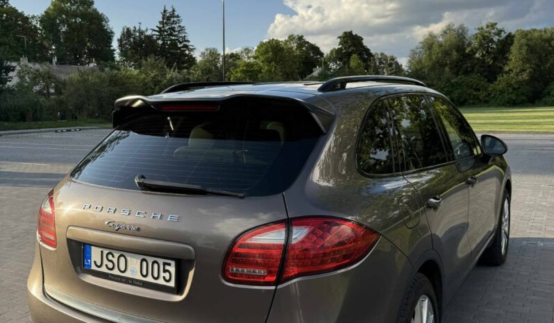 
								2013 PORSCHE CAYENNE pilnas									