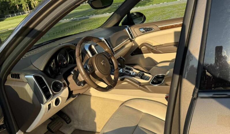 
								2013 PORSCHE CAYENNE pilnas									