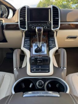 
										2013 PORSCHE CAYENNE pilnas									