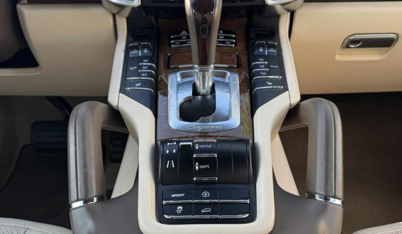 
								2013 PORSCHE CAYENNE pilnas									