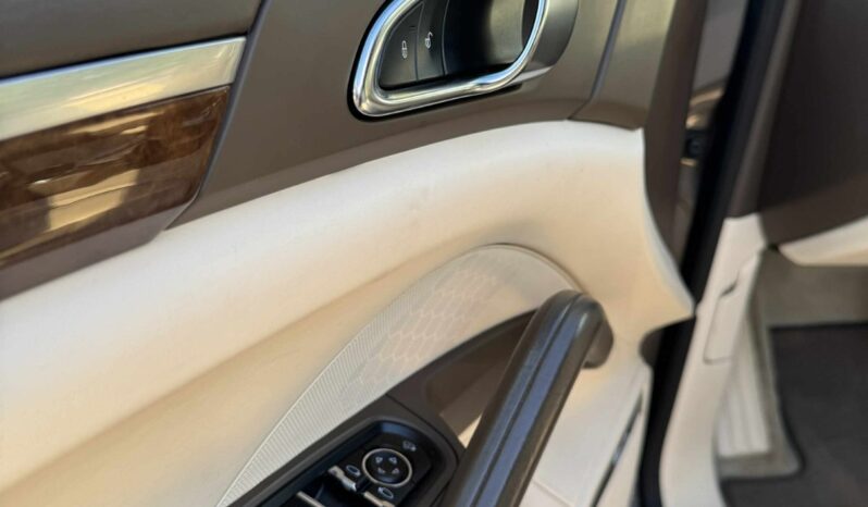 
								2013 PORSCHE CAYENNE pilnas									