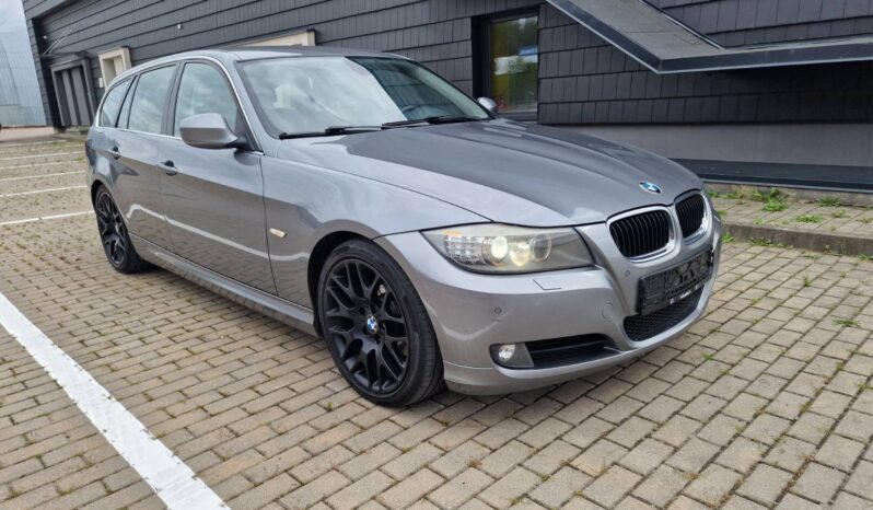 
								2011 BMW 320 pilnas									