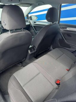 
										Volkswagen Golf 2018 pilnas									