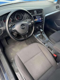 
										Volkswagen Golf 2018 pilnas									