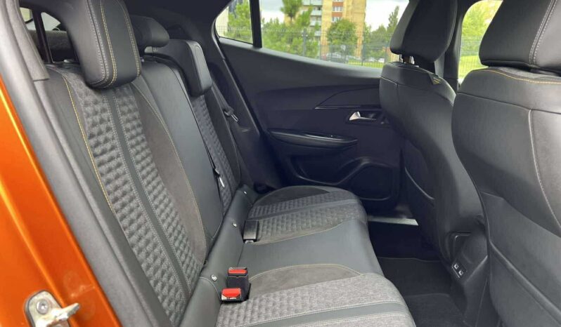 
								Peugeot 2008 2022 pilnas									