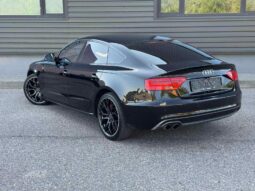 
										Audi A5 2014 pilnas									