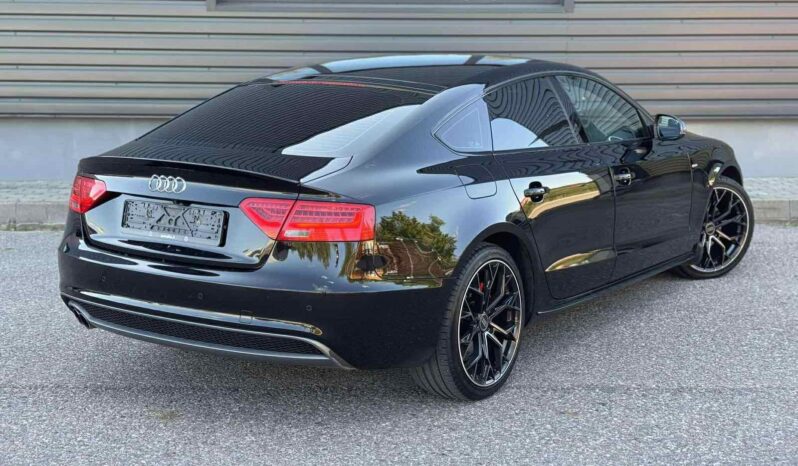 
								Audi A5 2014 pilnas									