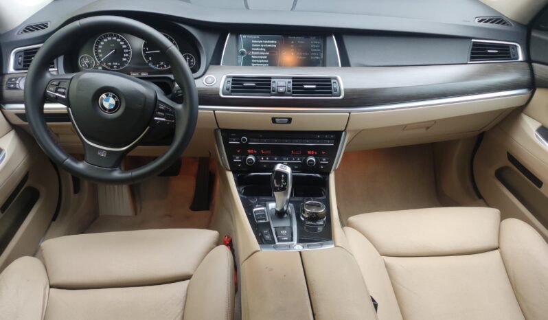 
								2010 BMW 530GT pilnas									