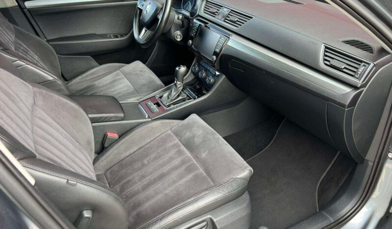 
								2017 SKODA SUPERB pilnas									