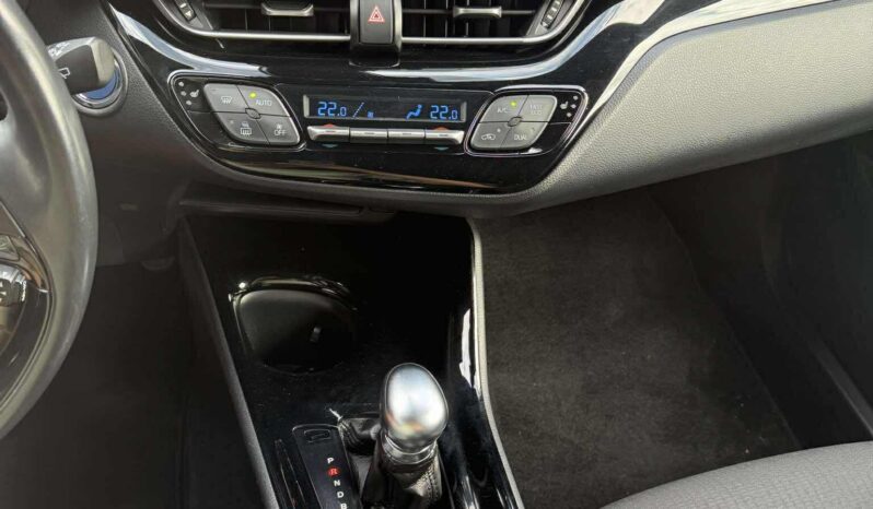 
								2018 TOYOTA C-HR pilnas									