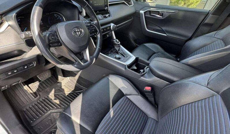 
								2020 TOYOTA RAV-4 pilnas									