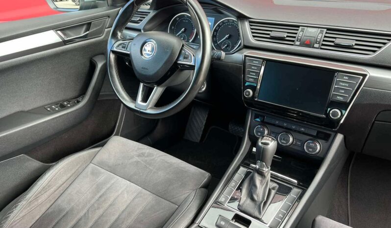 
								2017 SKODA SUPERB pilnas									