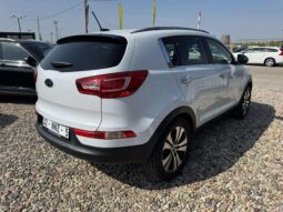 
										2011 KIA SPORTAGE pilnas									