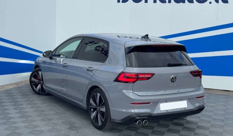 
								Volkswagen Golf pilnas									