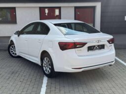 
										Toyota Avensis pilnas									
