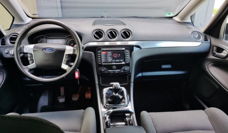 
								2013 FORD GALAXY pilnas									