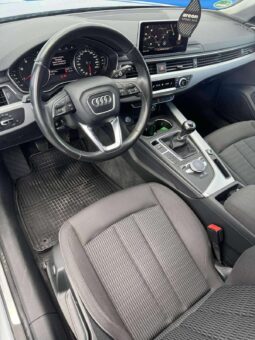
										Audi A4 pilnas									
