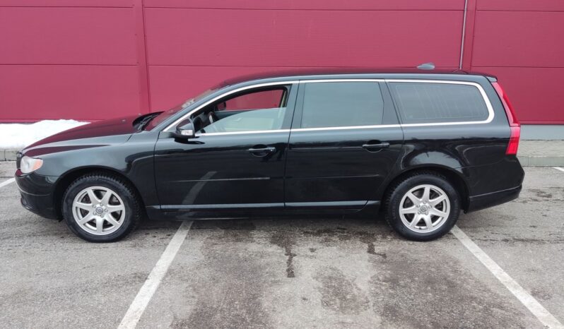 
								2011 VOLVO V70 pilnas									