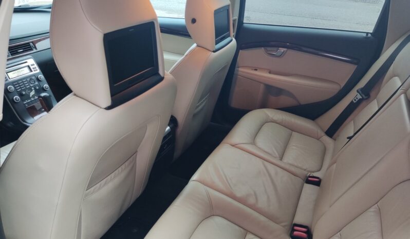 
								2011 VOLVO V70 pilnas									