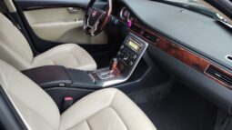 
										2011 VOLVO V70 pilnas									