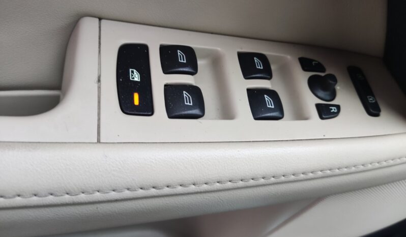 
								2011 VOLVO V70 pilnas									