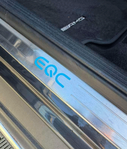 
										Mercedes-Benz EQC pilnas									